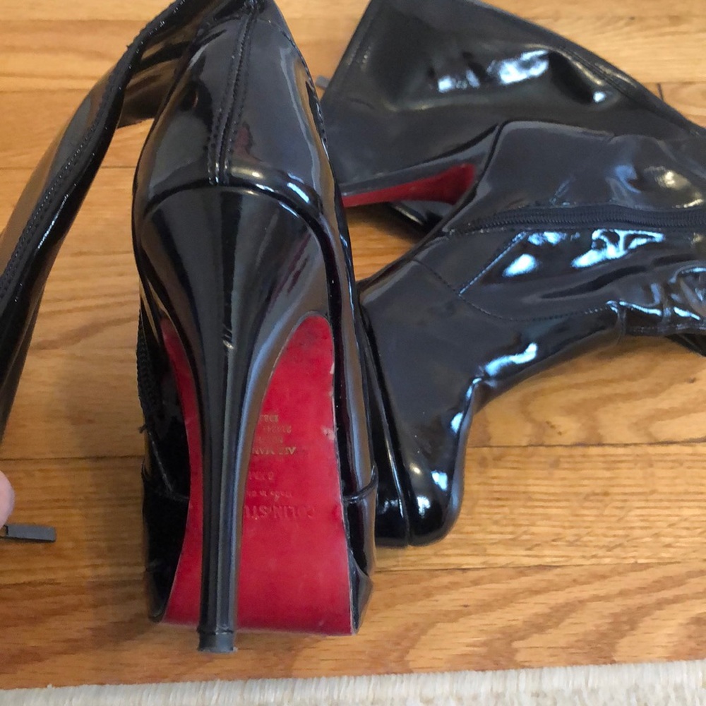 Boots - Picture 6 of 8